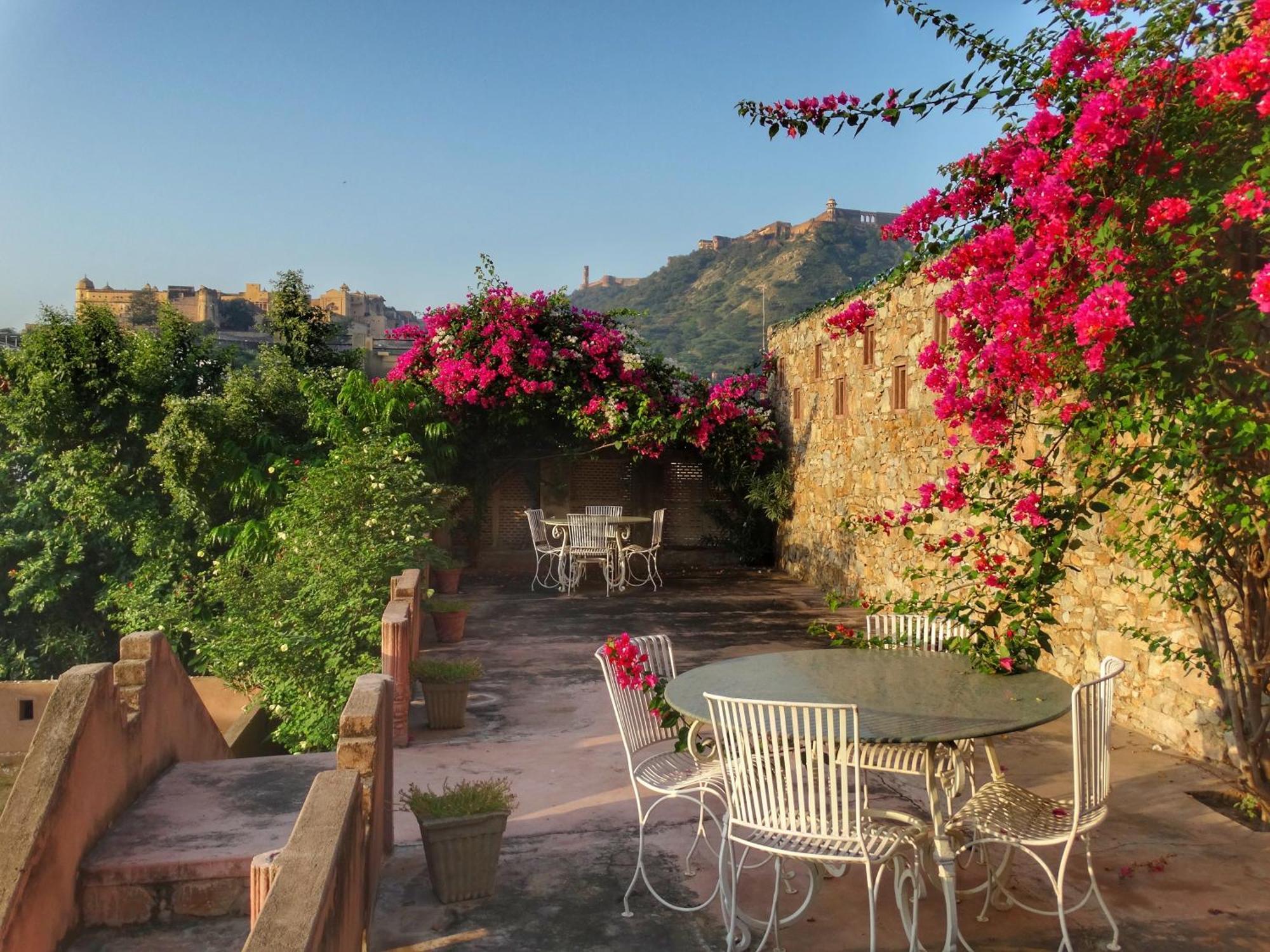 ג'איפור Adhbhut Hotel מראה חיצוני תמונה