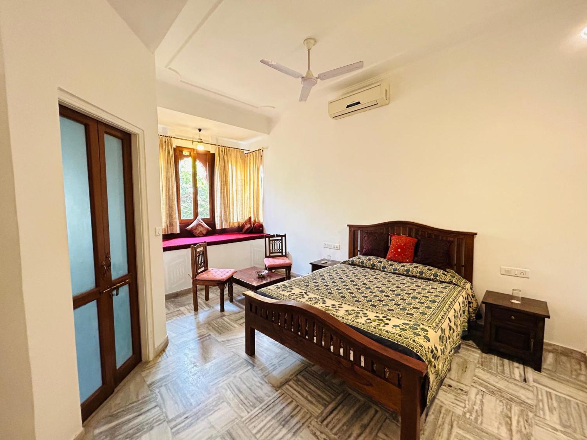 ג'איפור Adhbhut Hotel מראה חיצוני תמונה